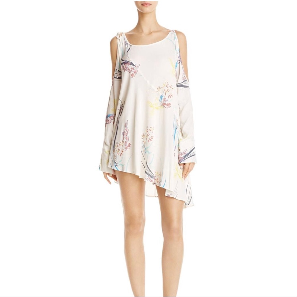 🌺HP🌺 Free People Clear Skies Cold Shoulder Tunic - Picture 2 of 4